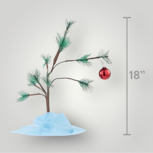 Peanuts NIB 18” Charlie Brown Christmas Tree with Linus’ Blanket - Picture 2 of 7